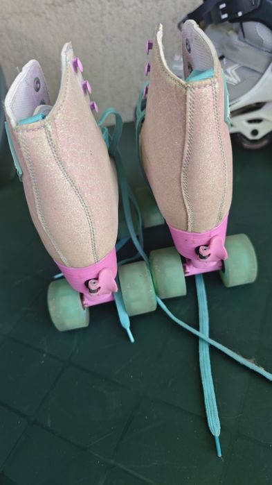 Vând role / patine