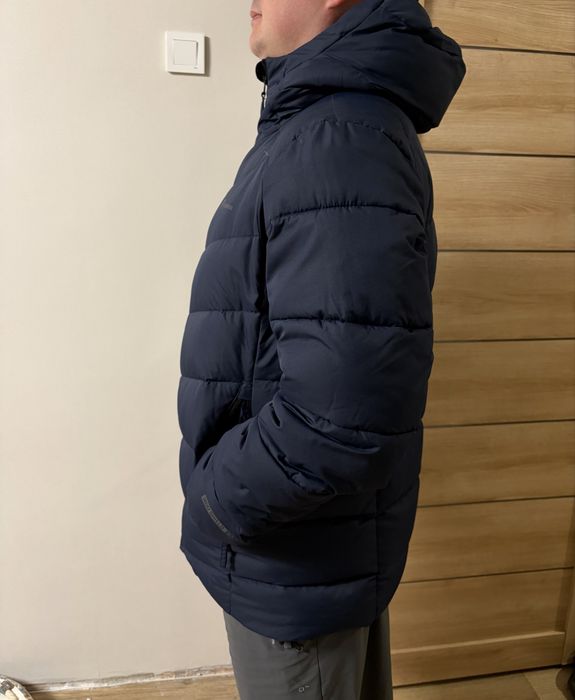 Продам пуховик Outventure