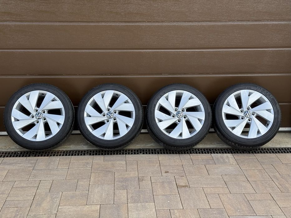 Jante Belmont R17 VW originale + anvelope vara 225/45/17 Golf 8
