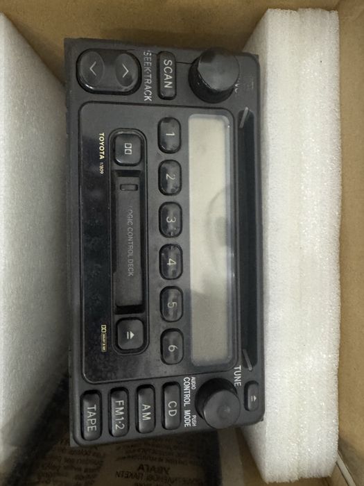 Продается магнитола камри 30 европеец