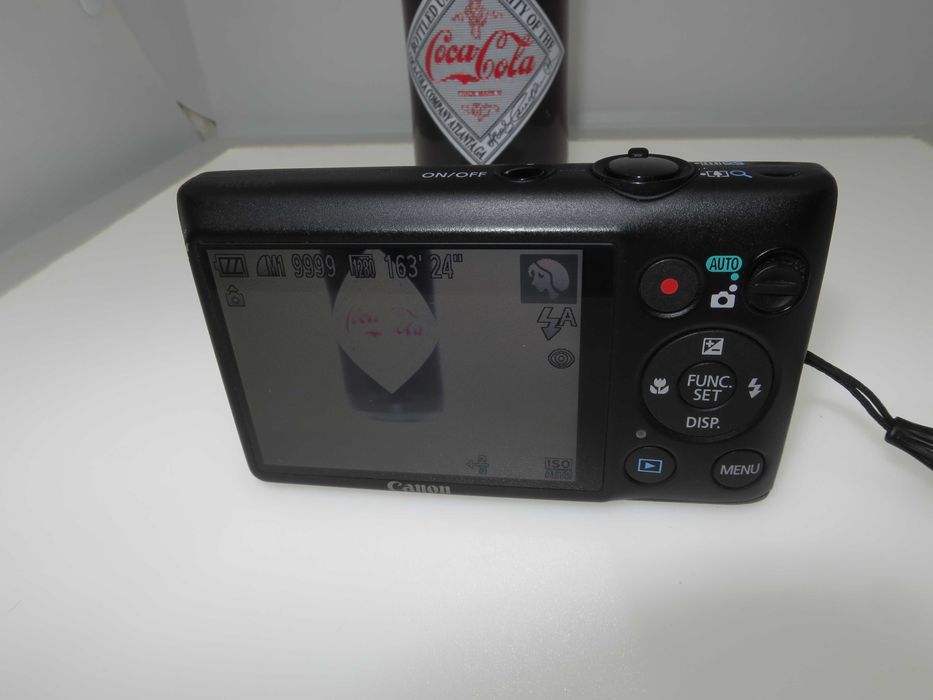 Canon IXUS 220 уникален компактен фотоапарат дигитална камера FULL-HD