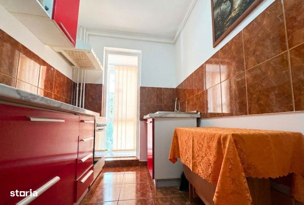 Apartament 3 camere decomandate | Astra | Etaj 1 | Zonă excelentă