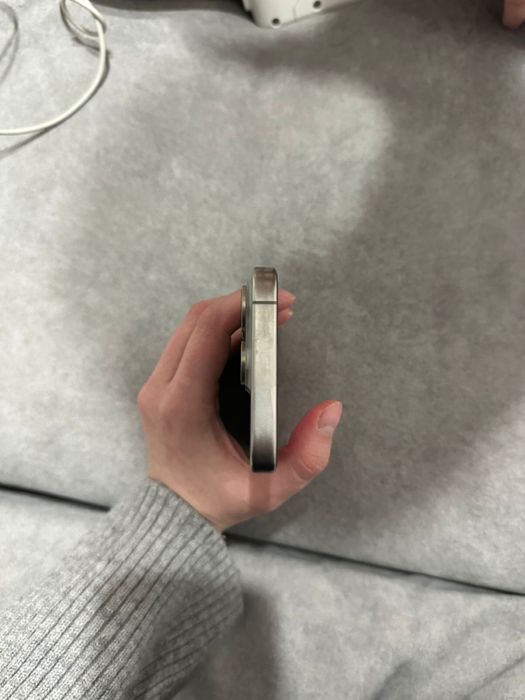 Iphone 15 pro в отличном состоянии