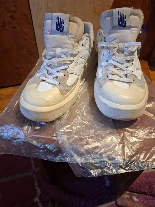 Adidasi New balance ct 302 nr 44 purtati stare foarte buna .Pret 115 lei
