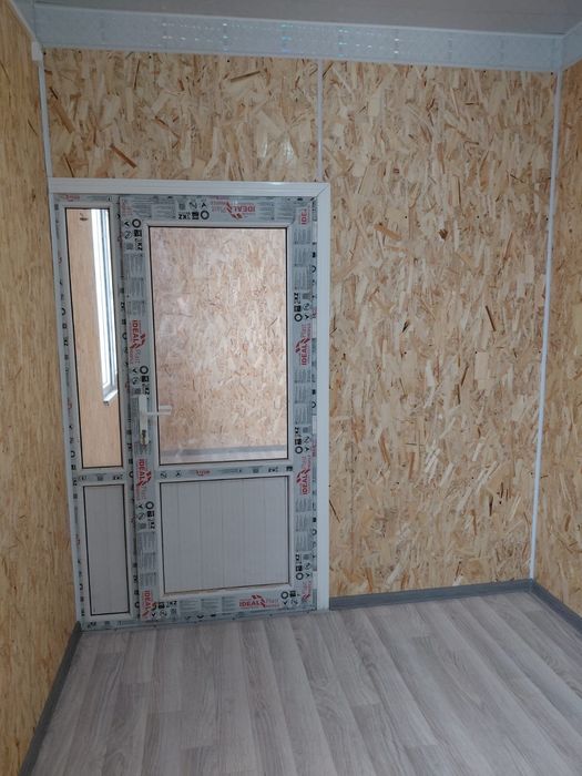 Утепленный, жилой контейнер.