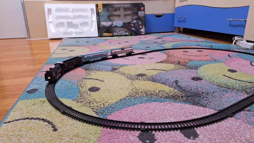 Trenuleț electric cu lumini