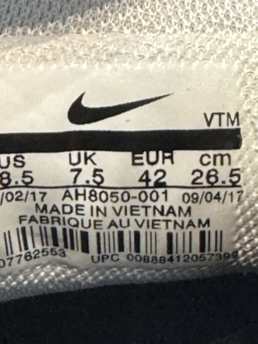 Маратонки NIKE AIR MAX 270 .Номер 42