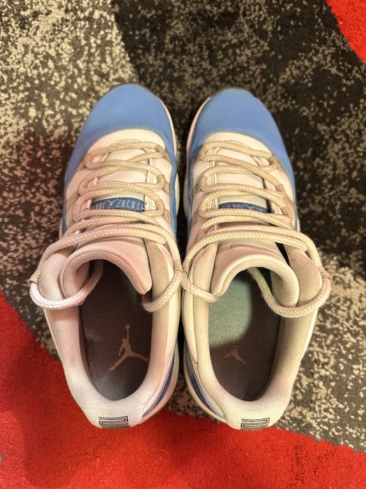 Jordan 11 Low UNC