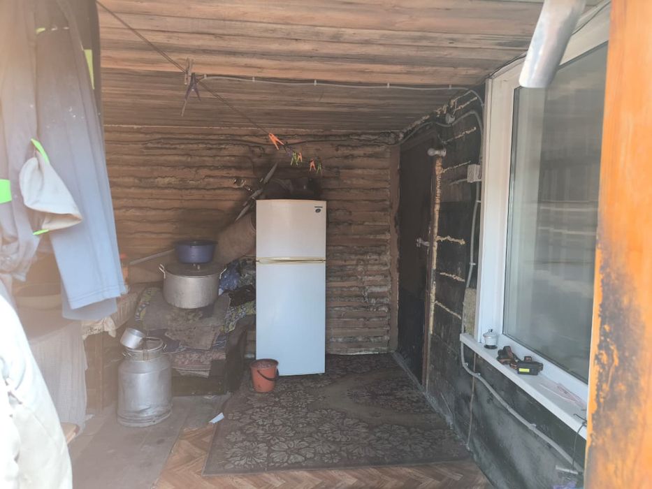 Продам шпальный дом барачного типа