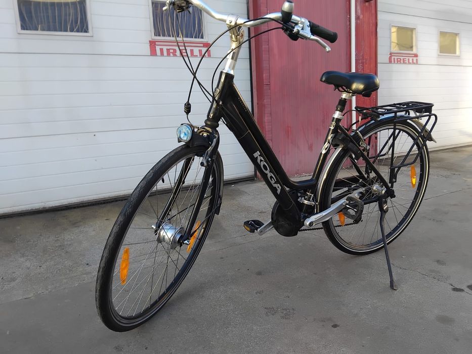 Vând bicicleta din aluminiu pentru damă