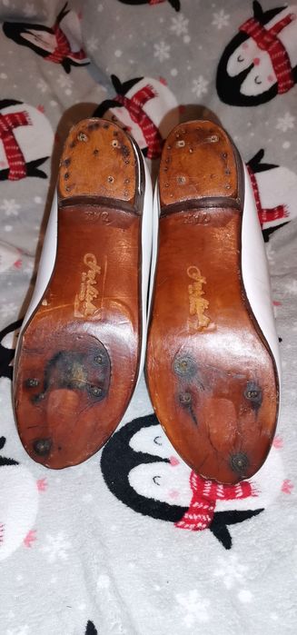 Patine artistice fara lame, stare foarte buna marimea 35/36 doar ghete