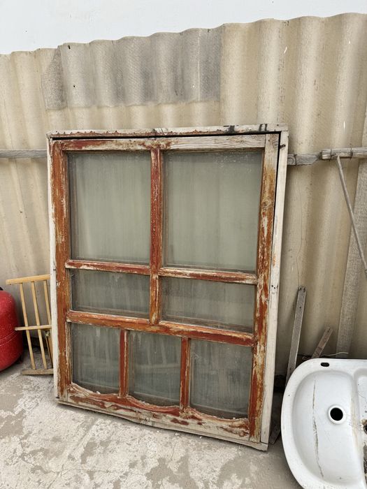 Деревянные окна на продажу