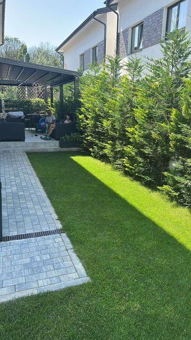 Echipa constructori exterioare și interioare