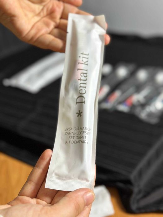 Bir marttalik tish yuvish toplami