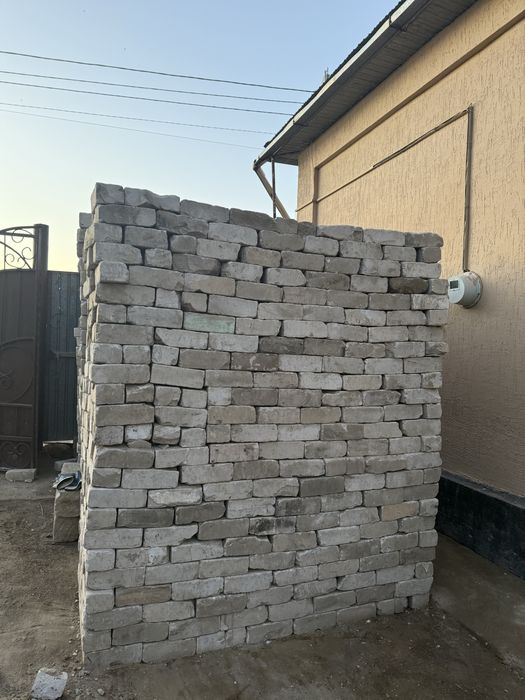 Целикатный керпич