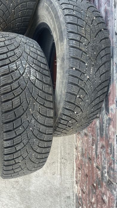 Резина Зима 215/70/r16