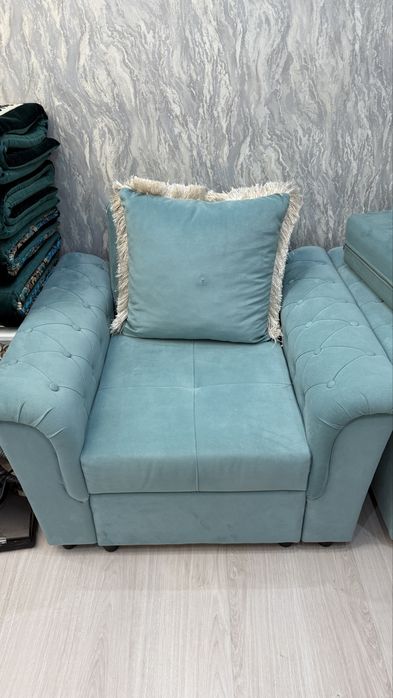 Диван с креслами