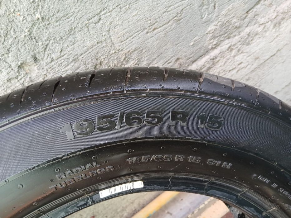 Продам шины в комплекте 15