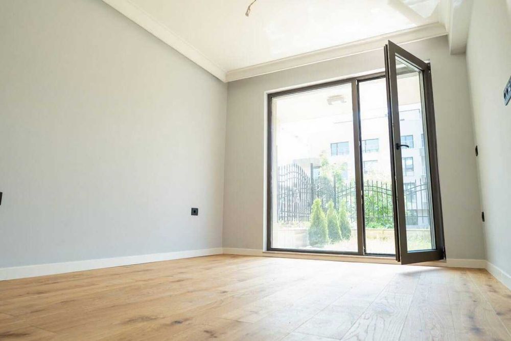 Продава се Двустаен апартамент в Пловдив, Център - 75 кв.м за 2048 €/кв.м - Снимка #2