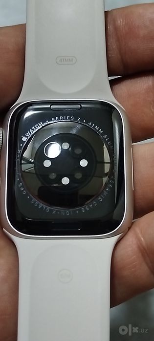Продам Apple Watch series 7 41mm