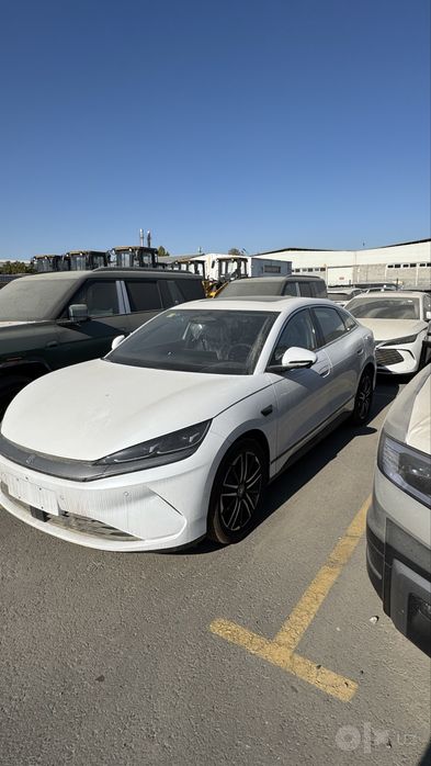BYD Qin L elektor 545 km 2026 yangi