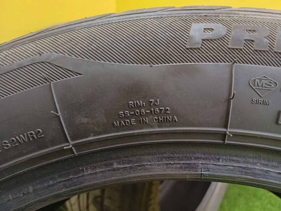 Шины 215/55 R17 Sonix комплект.