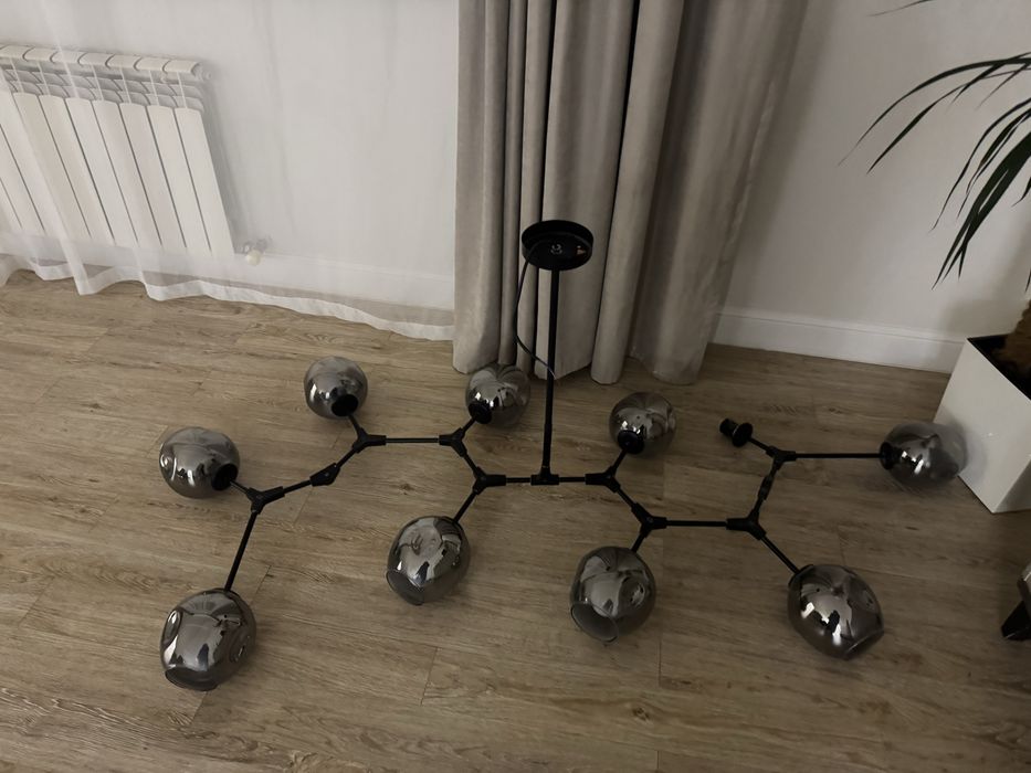 Продается дизайнерская люстра