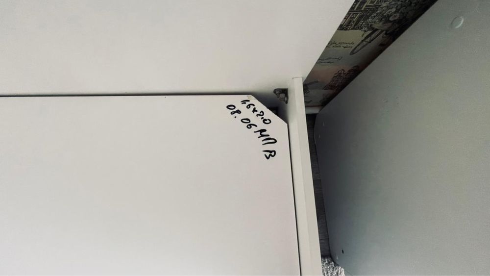 Двухспальная кровать