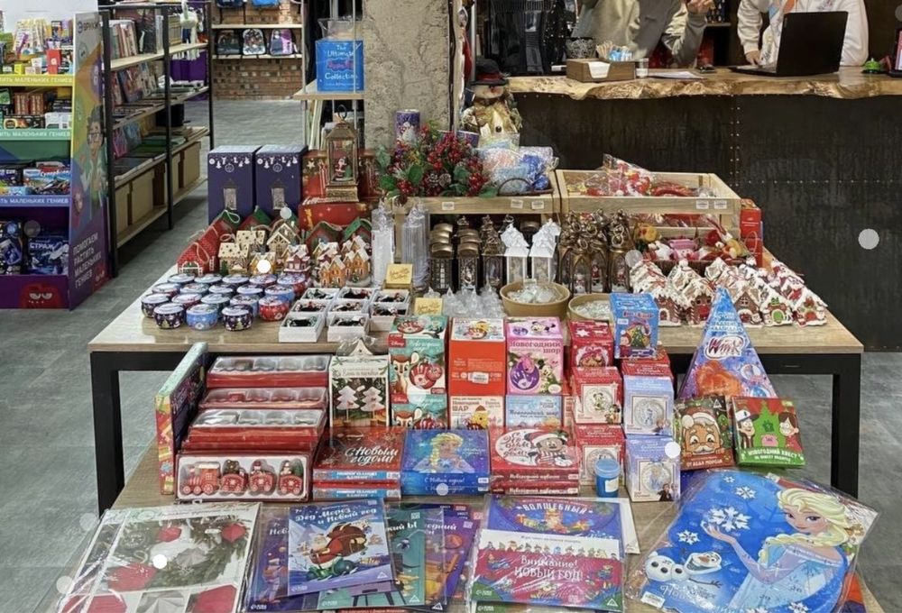 Стол письменный, компьютерный, рабочий