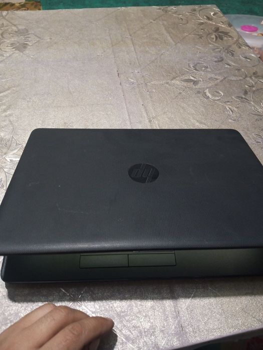 HP noutbuk ishlashi yaxshi holatda