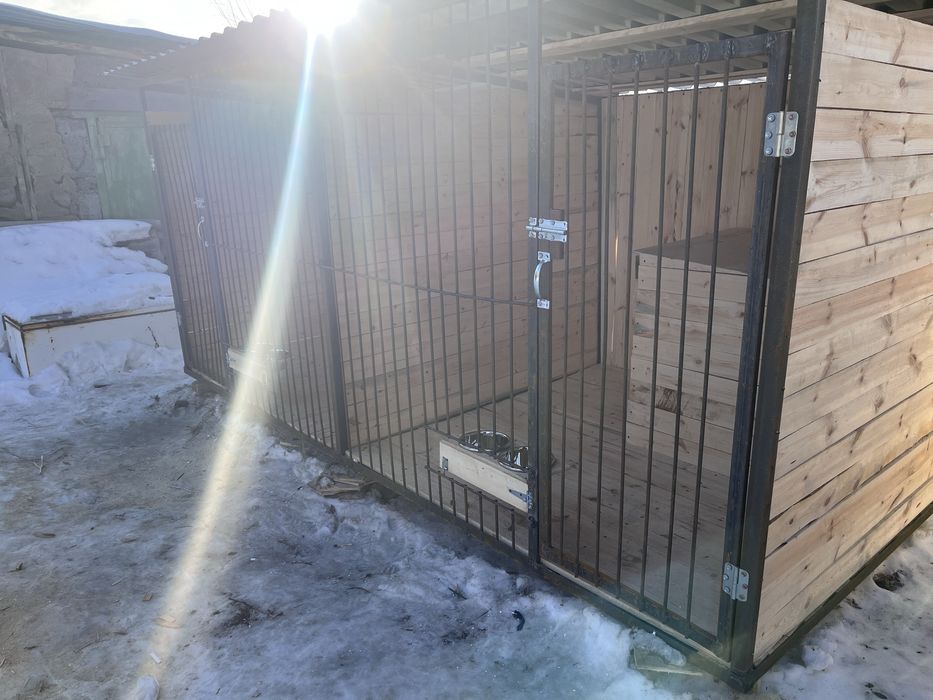 Продаётся новый просторный вольер