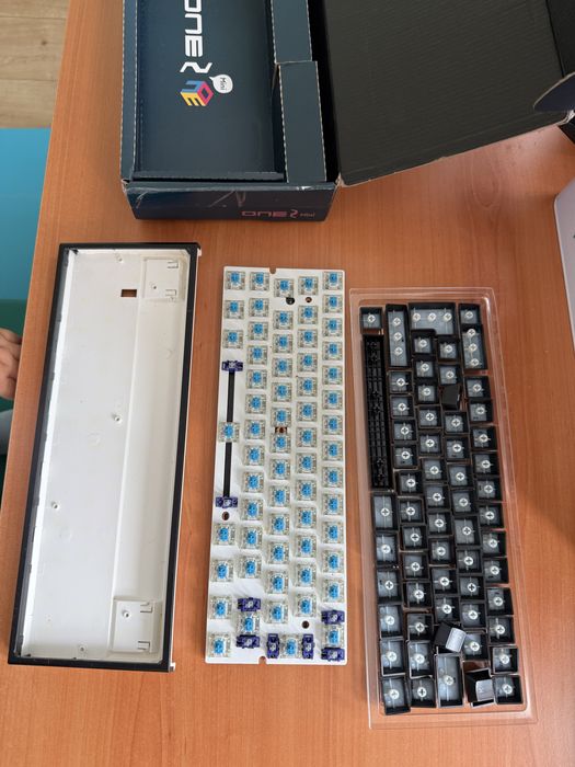Клавиатура Ducky One 2 Mini - Cherry MX Blue - За ремонт