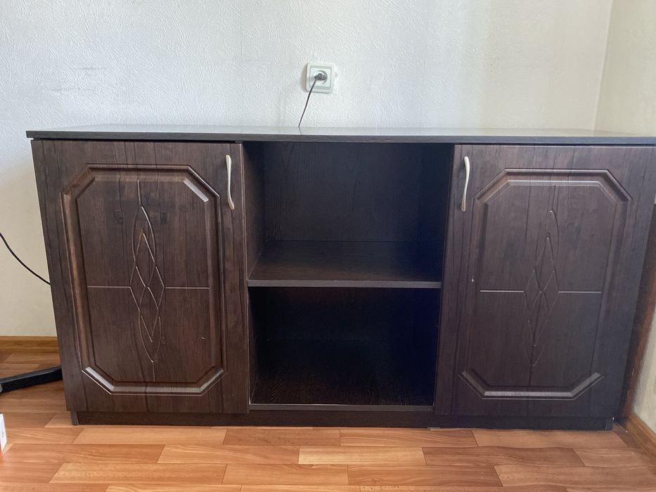 Тумба под телевизор или аквариум