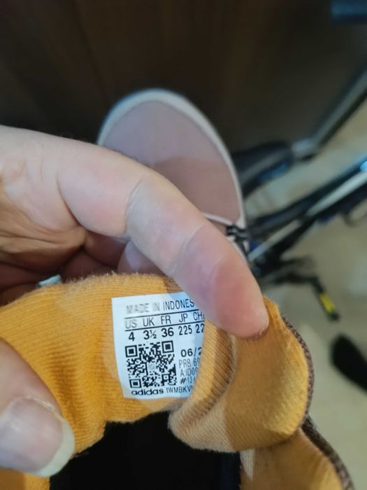 Ботуши Adidas за момиче, размер 36