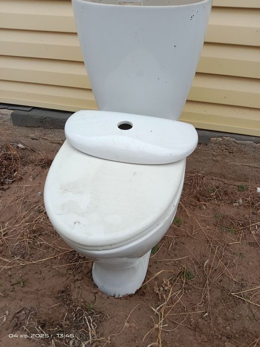 Продам унитаз, б/у,  10000