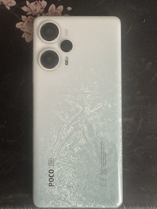 Продаю телефон Poco F5
