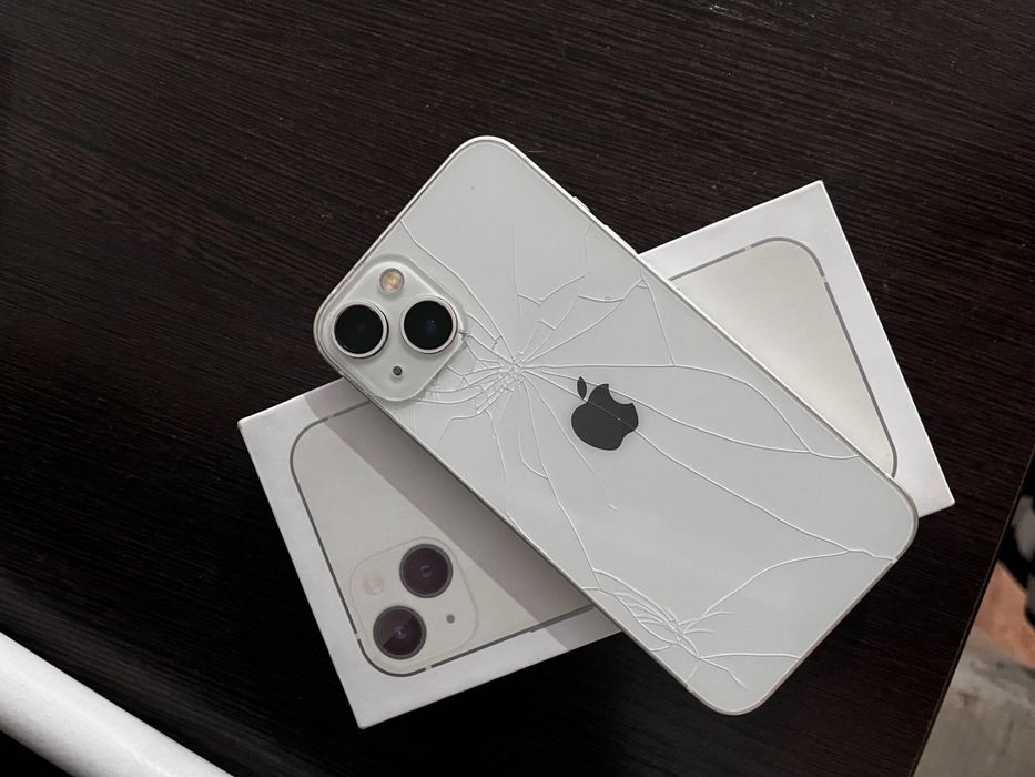 Продам iPhone 13!!!