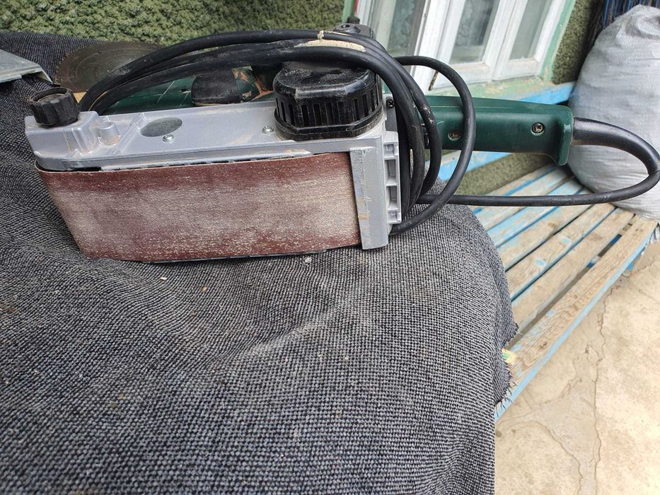 slefuitor cu banda metabo