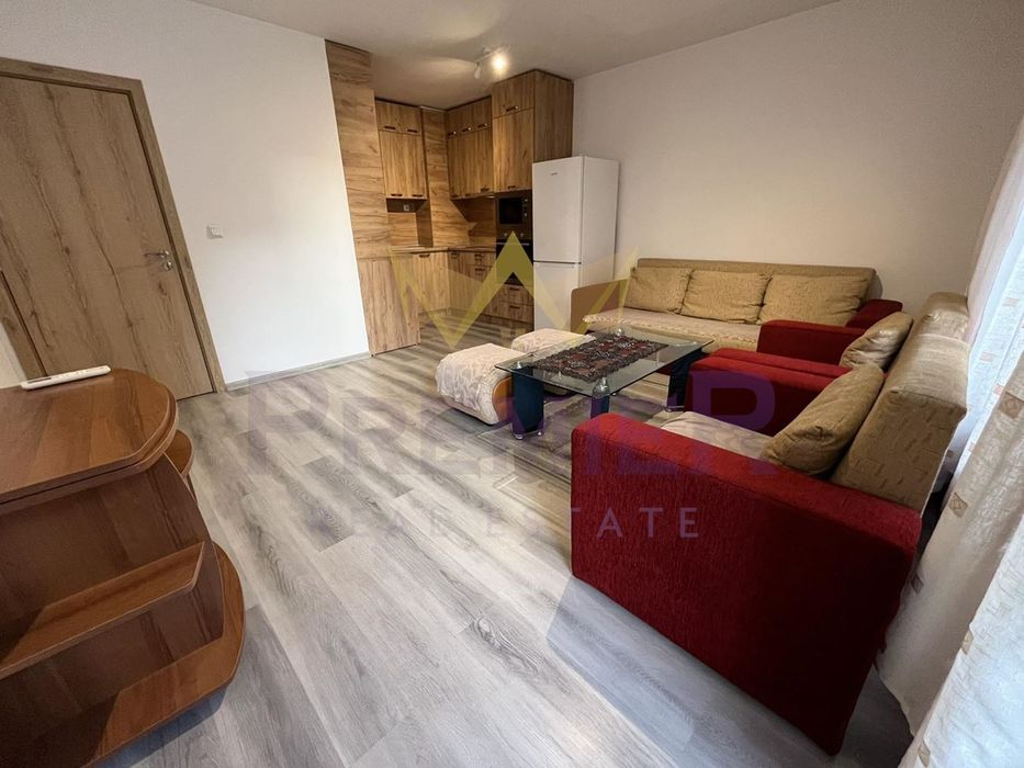 Дава се под наем Двустаен апартамент в Варна, Победа - 65 кв.м за 561 € - Снимка #1