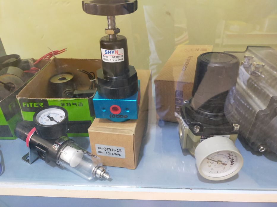 Пневмораспределитель, пневматика, пневмоцилиндр