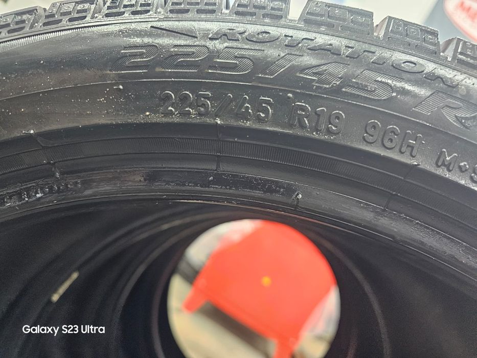 Продам новые зимние шины