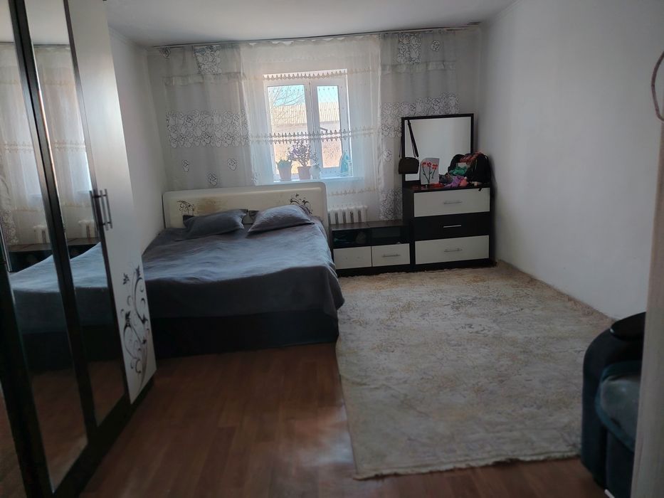 Уй сатылады.Отарбекова 68.2