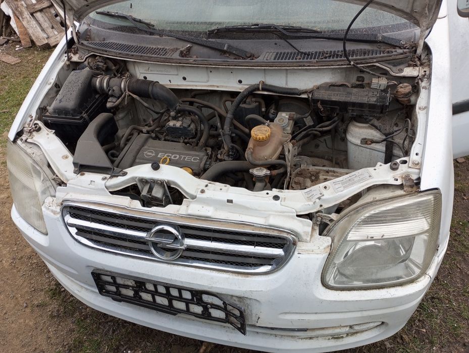 Vând opel agila pentru piese sau fier vechi