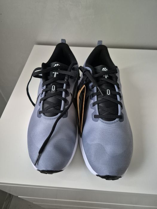 Nike running чисто нови маратонки