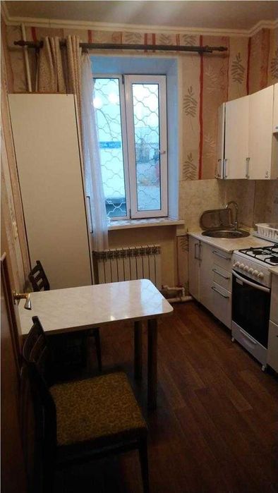 Продам 3 комн квартиру по пр Строителей,