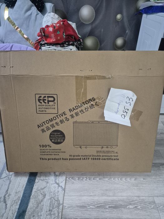 Радиатор от Lexus ES 350