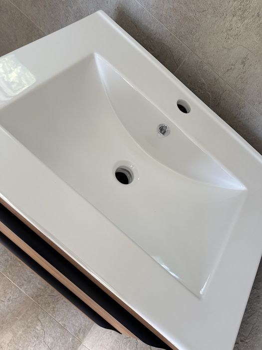 Set mobilier baie cu lavoar