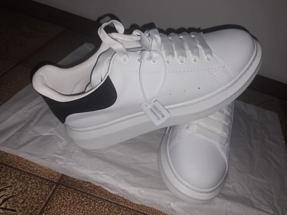 Adidasi Bărbați Alexander McQueen  (NOI) Marimea 44 (Originali)