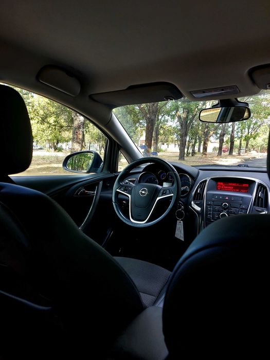 Opel Astra 1.7 2011 Cosmo