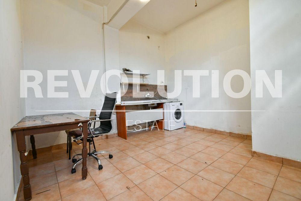 Двустаен апартамент в ж.к. Левски.